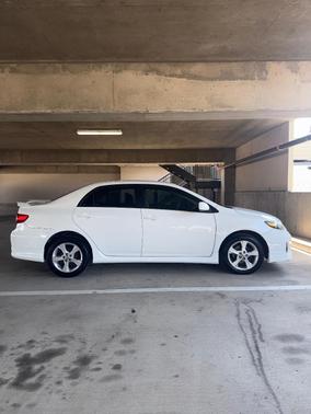 White 2013 Toyota Corolla S