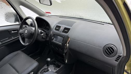 2013 Suzuki SX4 Technology