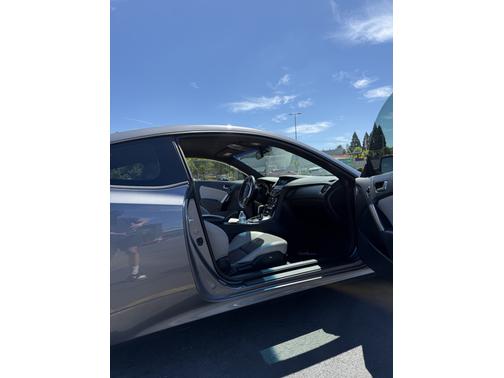 2016 Hyundai Genesis Coupe 3.8 Base