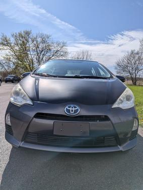Gray 2012 Toyota Prius c One