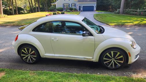 2012 Volkswagen Beetle 2.0T Turbo