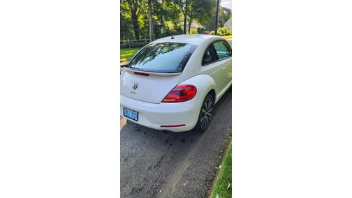 2012 Volkswagen Beetle 2.0T Turbo