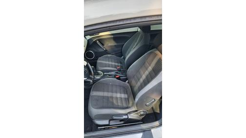 2012 Volkswagen Beetle 2.0T Turbo