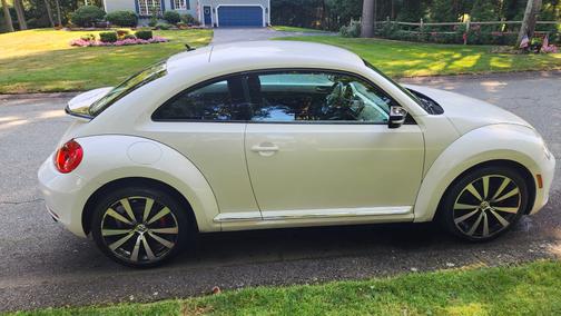 2012 Volkswagen Beetle 2.0T Turbo