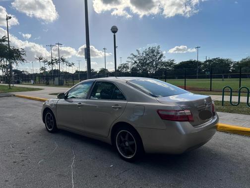2007 Toyota Camry LE