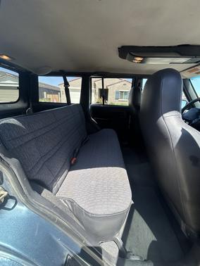 Blue 1999 Jeep Cherokee Classic 4WD