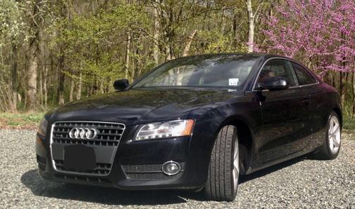Photo 3 of 11 of 2010 Audi A5 2.0T quattro