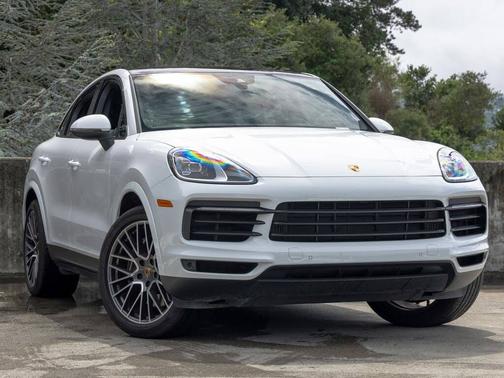 White 2021 Porsche Cayenne Cayenne