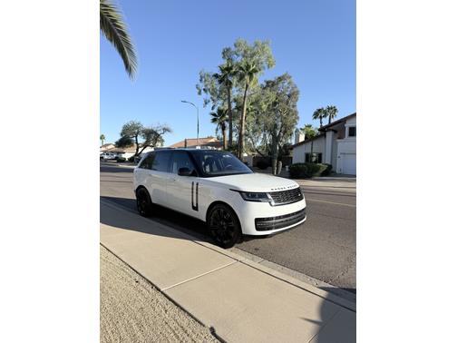 2023 Land Rover Range Rover P400 SE SWB