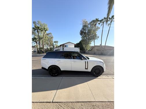 2023 Land Rover Range Rover P400 SE SWB