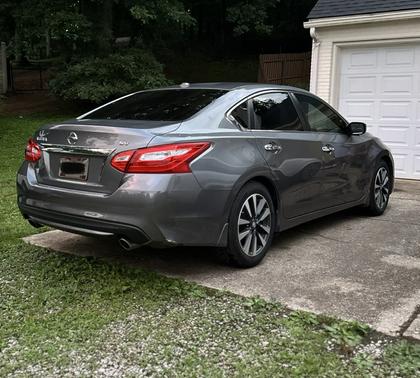 Gray 2016 Nissan Altima 2.5 SV