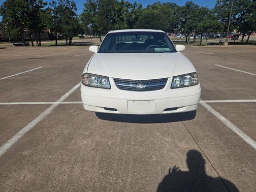 White 2005 Chevrolet Impala Base