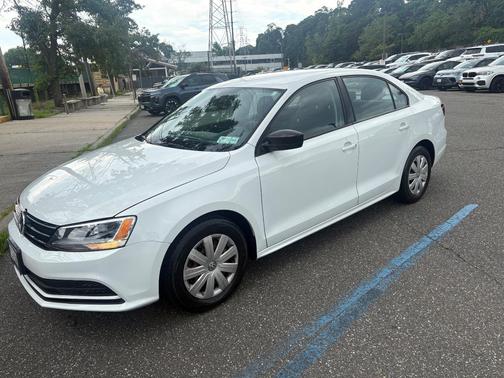 White 2016 Volkswagen Jetta 1.4T S