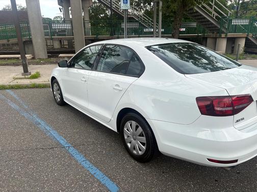 White 2016 Volkswagen Jetta 1.4T S