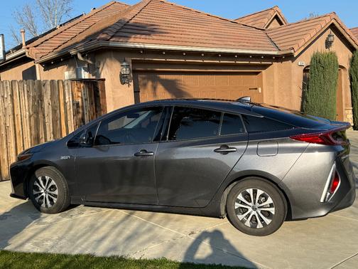 2020 Toyota Prius Prime XLE