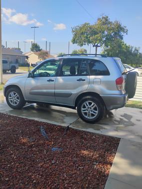 Silver 2003 Toyota RAV4 Base