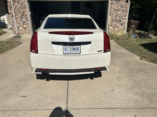 White 2010 Cadillac CTS-V Base
