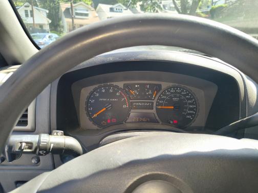 White 2005 Chevrolet Colorado ZQ8 Sport