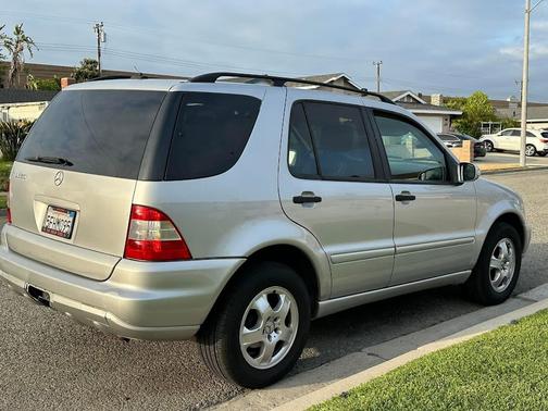 2004 Mercedes-Benz M-Class ML 350 4MATIC