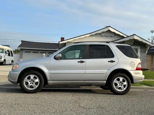 2004 Mercedes-Benz M-Class ML 350 4MATIC