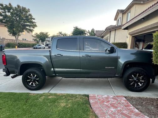 Gray 2015 Chevrolet Colorado LT