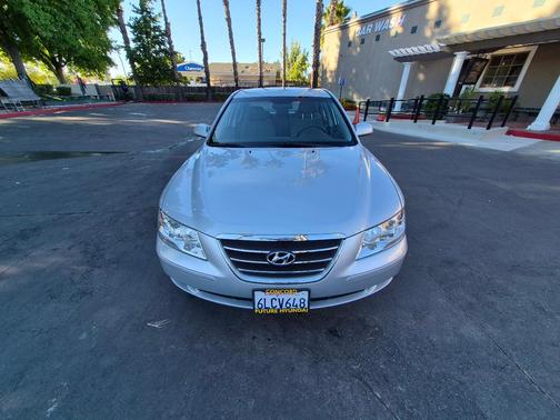Silver 2009 Hyundai SONATA GLS