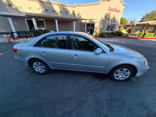 Silver 2009 Hyundai SONATA GLS