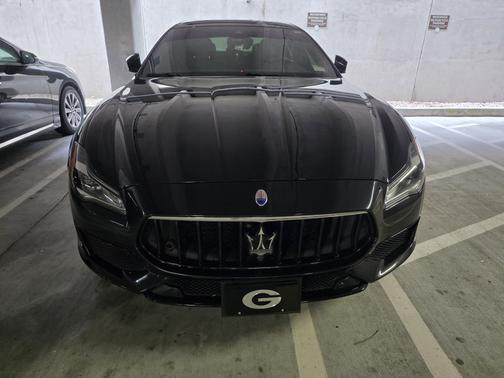 2022 Maserati Quattroporte Modena