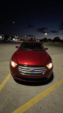 2019 Ford Taurus SEL