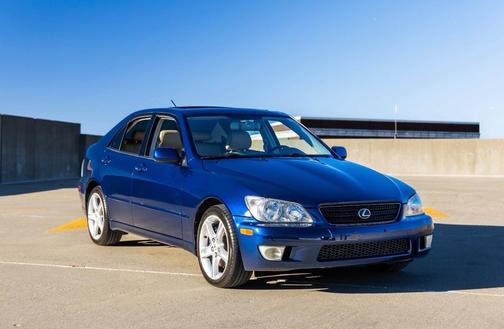 Blue 2005 Lexus IS 300 Base