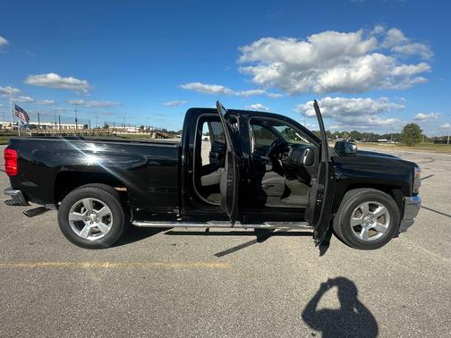2017 Chevrolet Silverado 1500 1LT