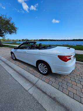 2011 Chrysler 200 Touring