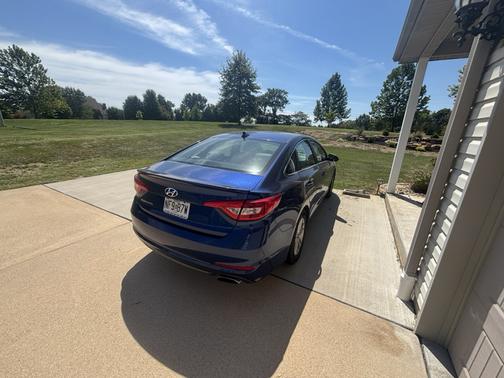 Blue 2016 Hyundai SONATA SE
