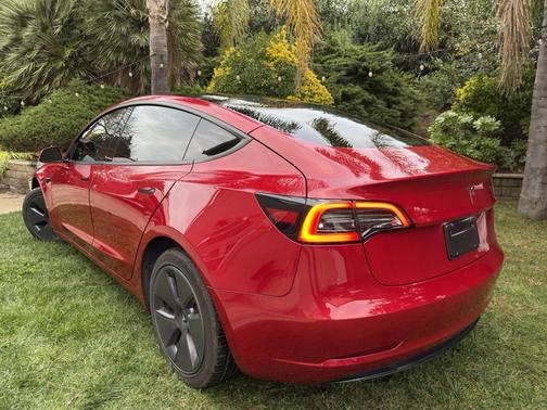 2023 Tesla Model 3 Base