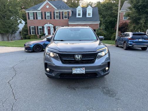 Gray 2022 Honda Pilot Special Edition