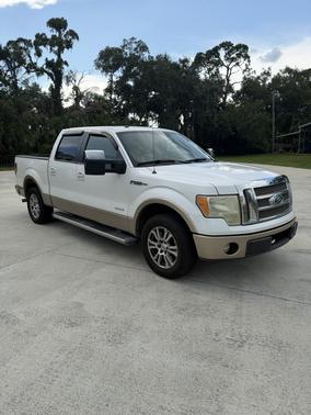 White 2011 Ford F-150 Lariat
