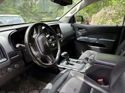 Gray 2019 Chevrolet Colorado Z71