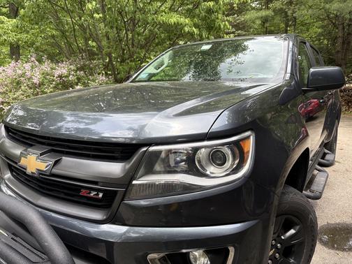 Gray 2019 Chevrolet Colorado Z71