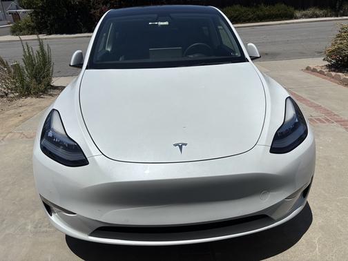 White 2022 Tesla Model Y Long Range