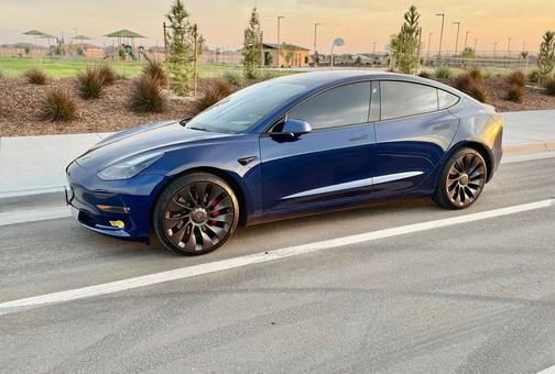 2022 Tesla Model 3 Performance