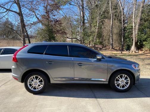 2016 Volvo XC60 T5 Premier