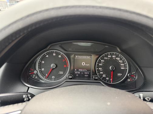 Silver 2013 Audi Q5 2.0T Premium Plus