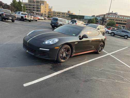 Black 2014 Porsche Panamera Panamera 4S