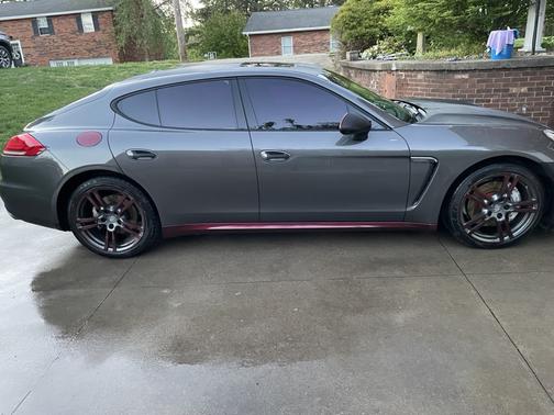 Gray 2014 Porsche Panamera Panamera 4S