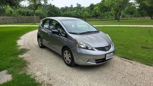 Gray 2009 Honda Fit Base