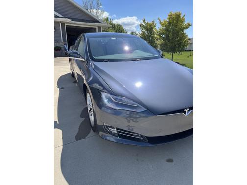 2017 Tesla Model S 75D