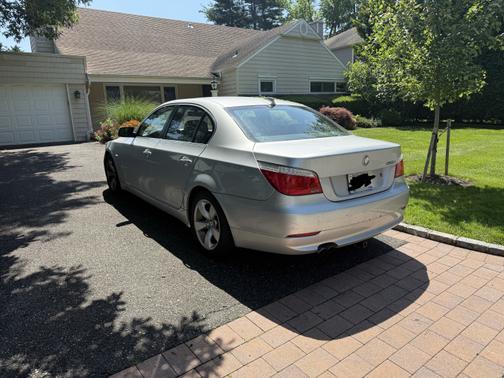 2008 BMW 528 i