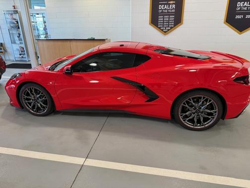 2023 Chevrolet Corvette Stingray w/2LT