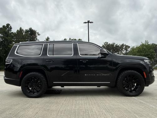2022 Jeep Grand Wagoneer Series III