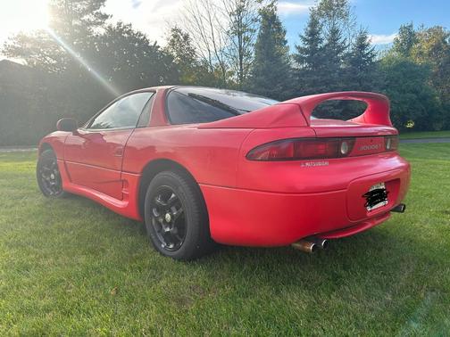 Red 1997 Mitsubishi 3000GT Base